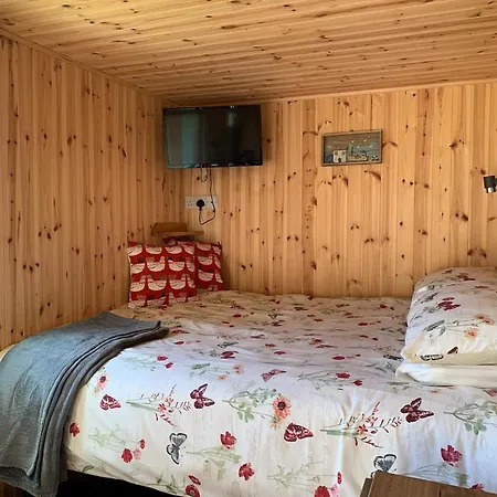Foxes Cove, Shepherds Hut 2 Padstow
